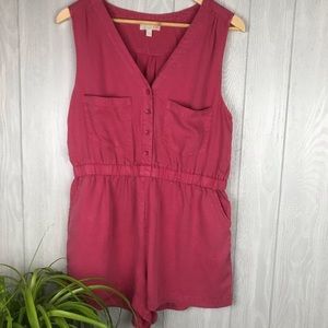 Gianni Bini v-neck stretch waist romper with pockets